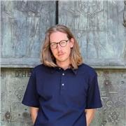 Profesor graduado en Arquitectura y en Diseño de interiores. Además, he dado clases particulares a niños de primaria generales.